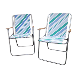 Pair of folding chairs 70