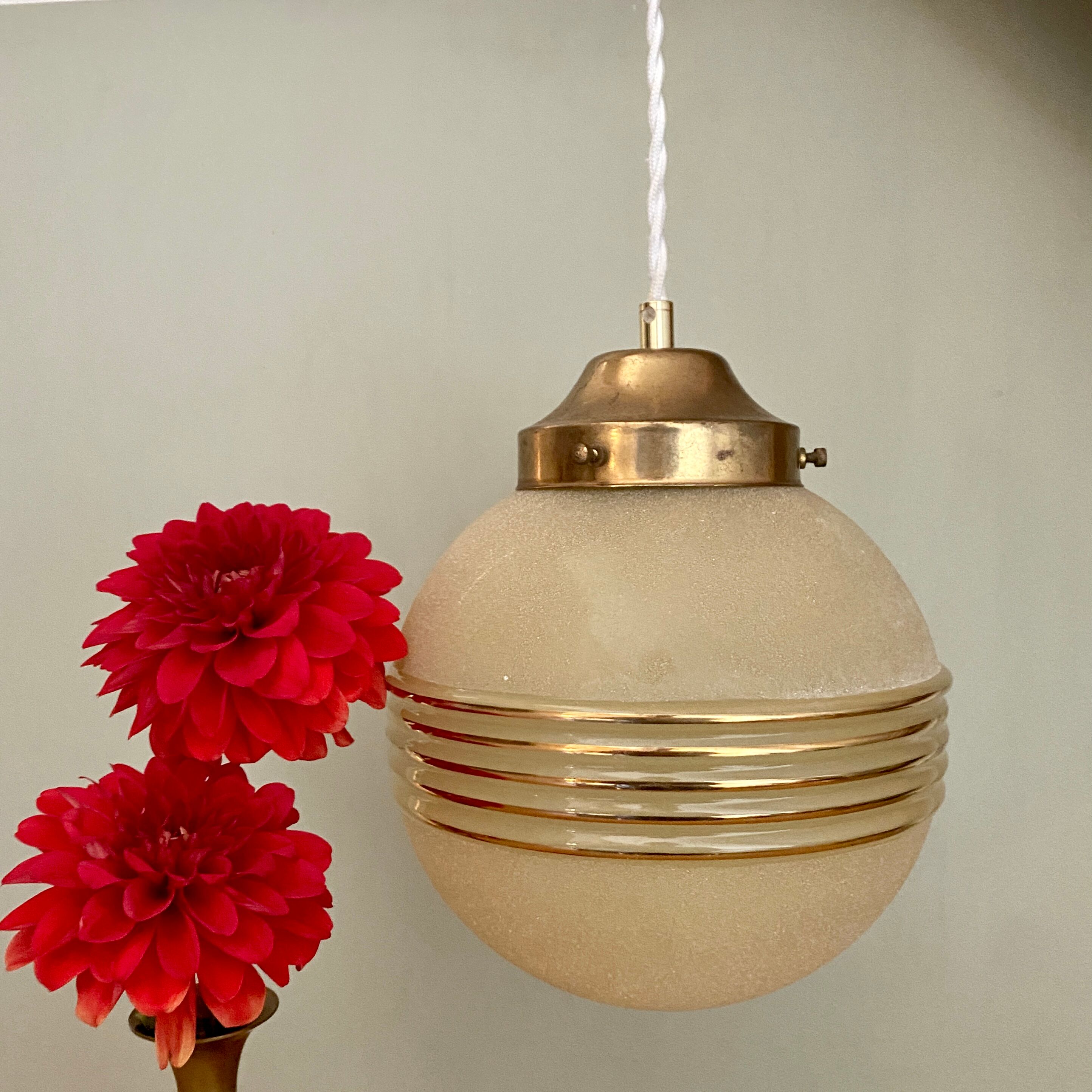 Vintage art deco globe pendant lamp in yellow and gold granite glass