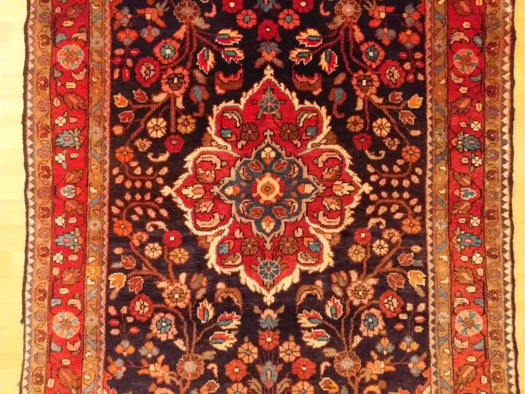 Handmade Tabriz Persian rug 230x150cm