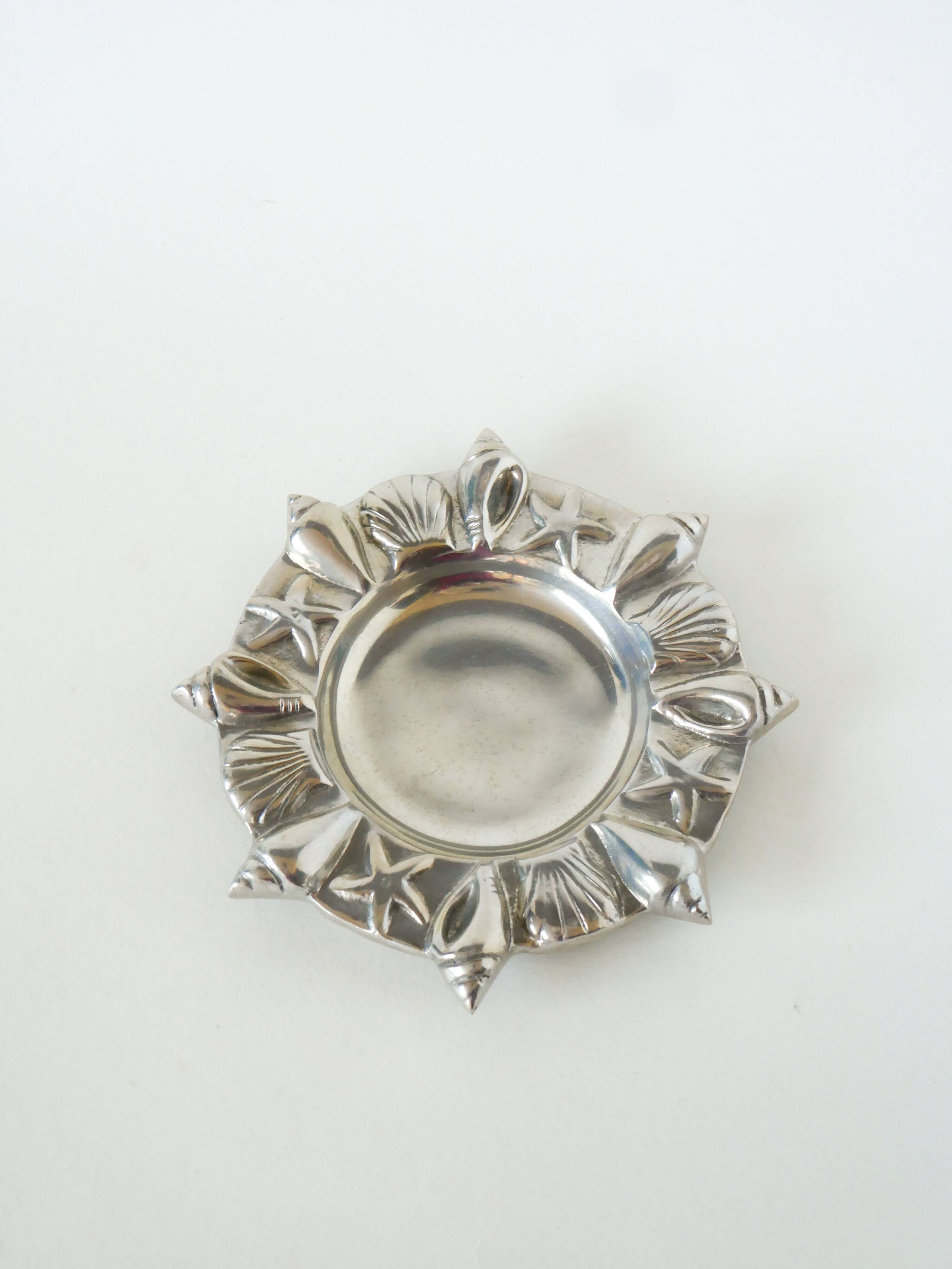 Chrome-plated metal valet tray with seashell and starfish motifs, 1980