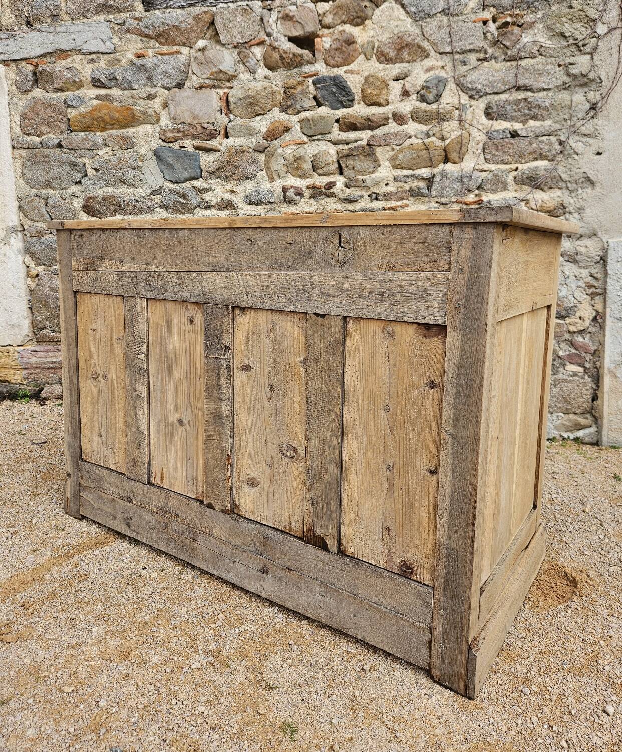 Trade furniture oak counter