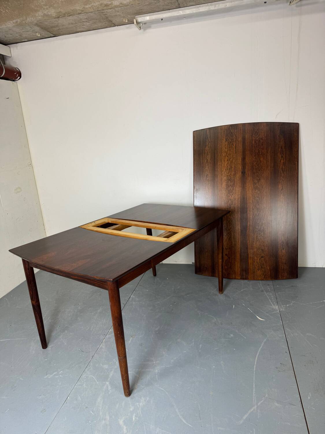Table à manger extensible en palissandre moderniste du milieu du siècle, Danemark, années 1950