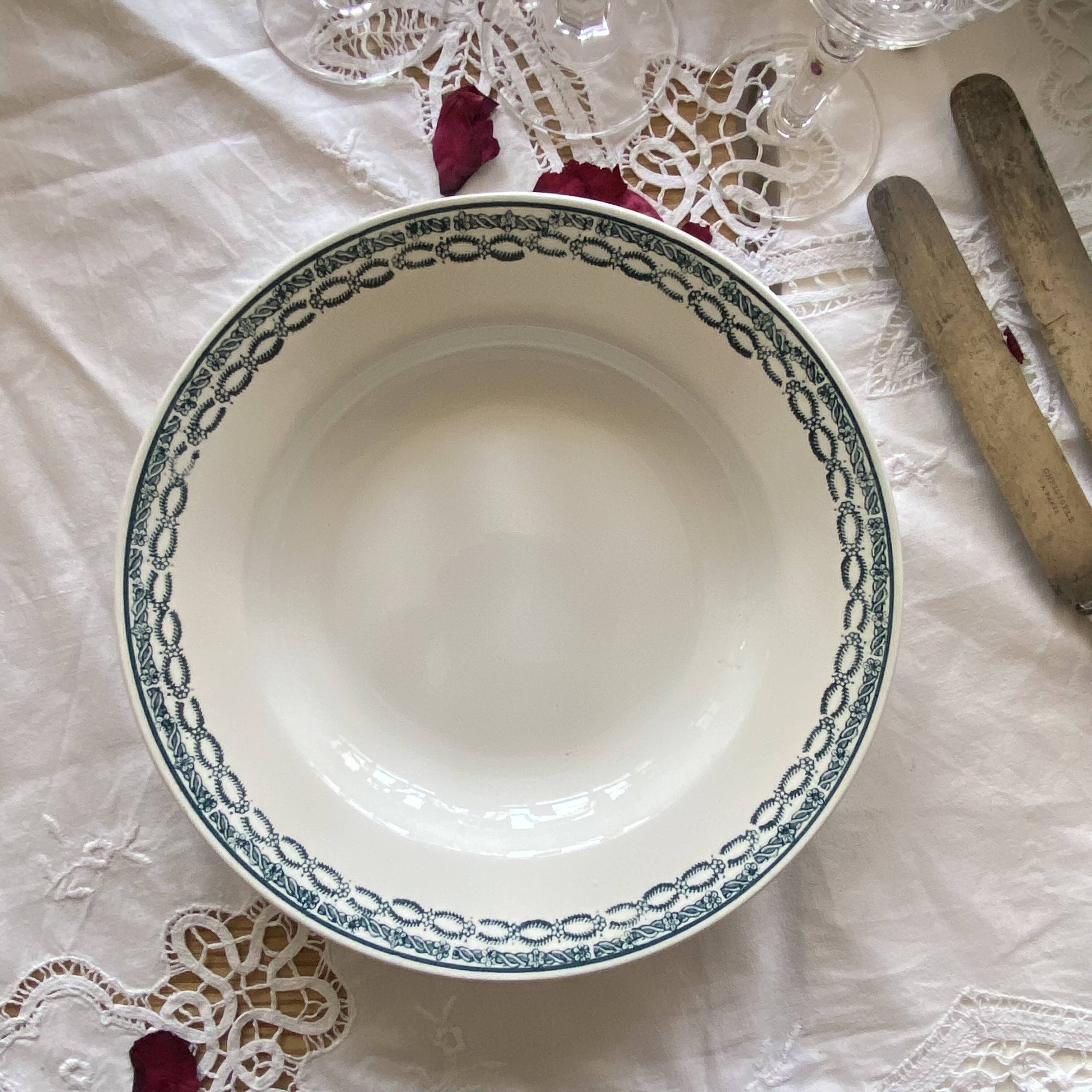 6 deep plates Saint Amand