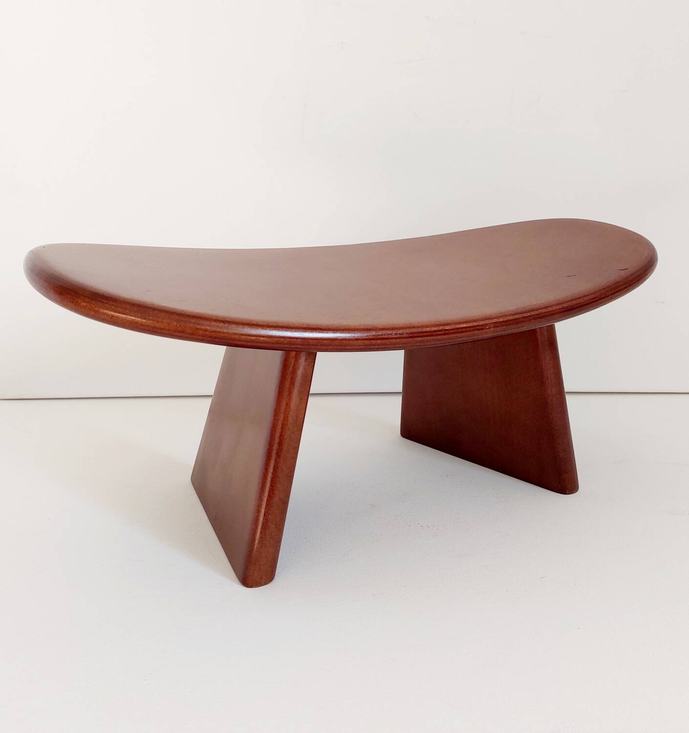 Japanese meditation stool