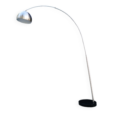 lampadaire design métal chromé
