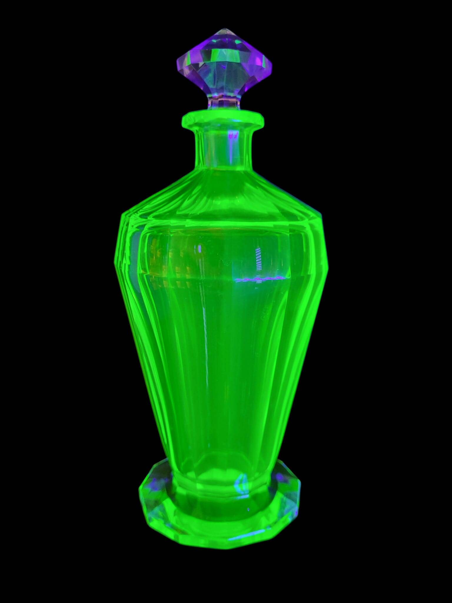 Val Saint Lambert “Montmartre” shaker / karaf met 2 glazen in uraniumglas c