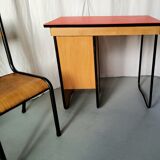 Teen desk and its chair