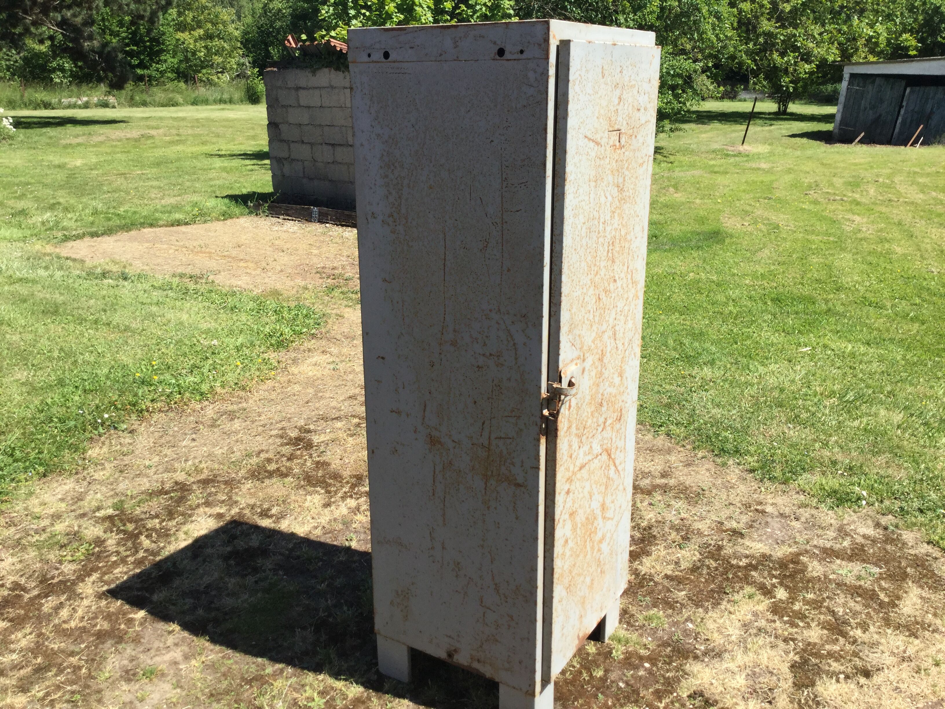 Industrial cabinet