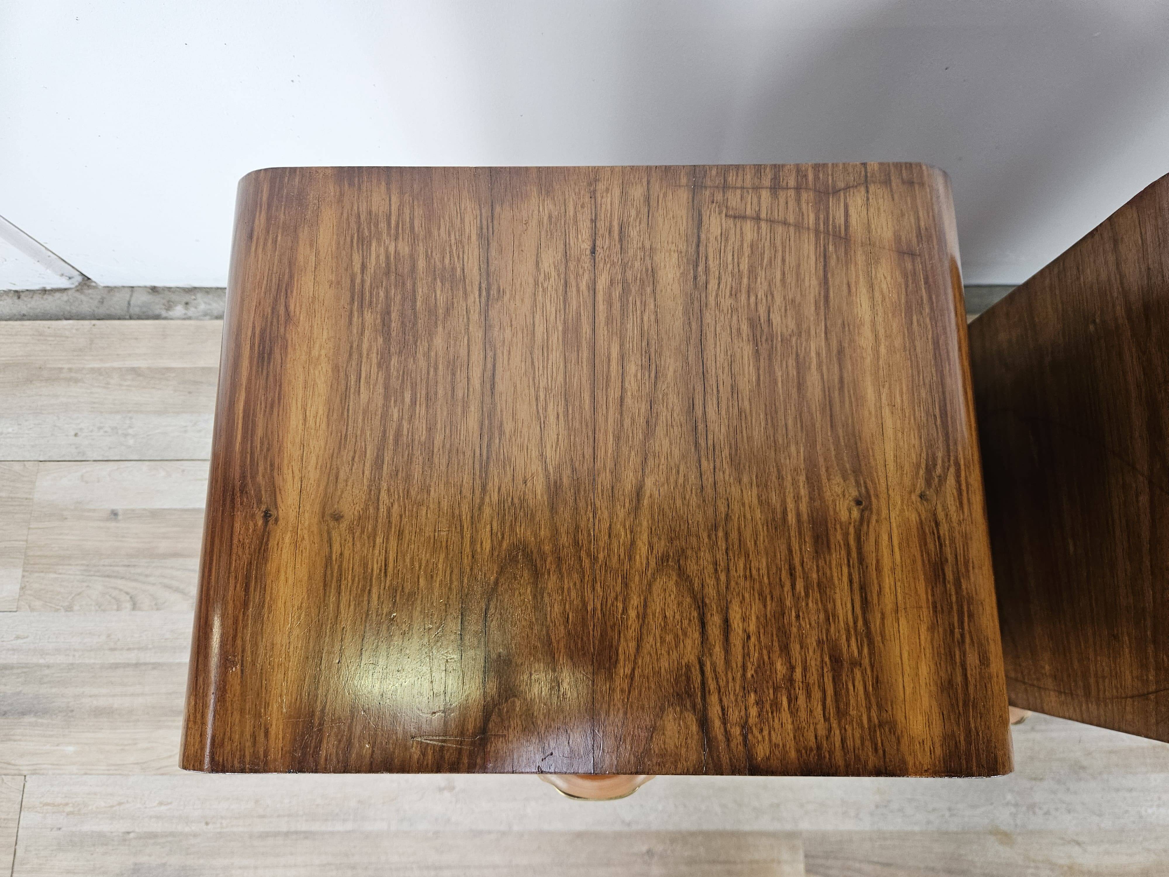 Art Decò walnut bedside tables with door and drawer
