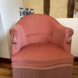 Pink velvet toad armchair