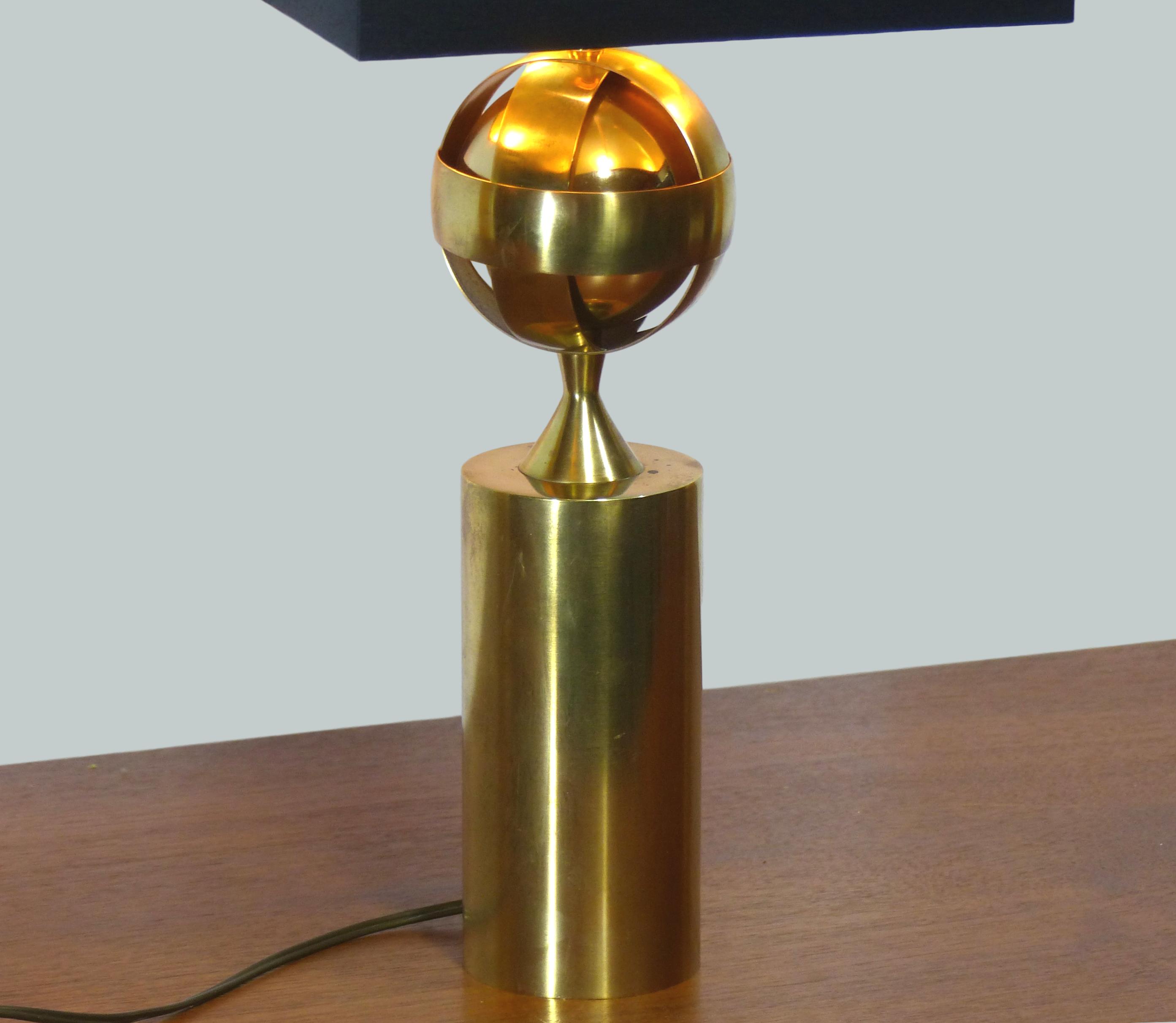 Astrolabic golden brass lamp