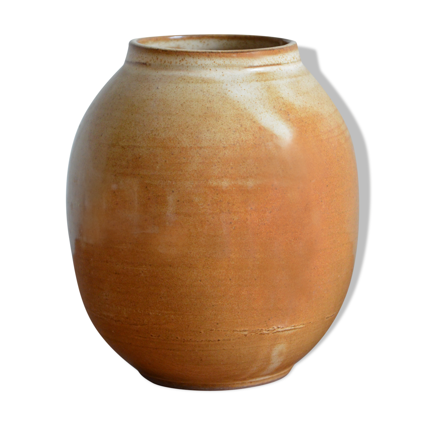 Small varnished sandstone vase