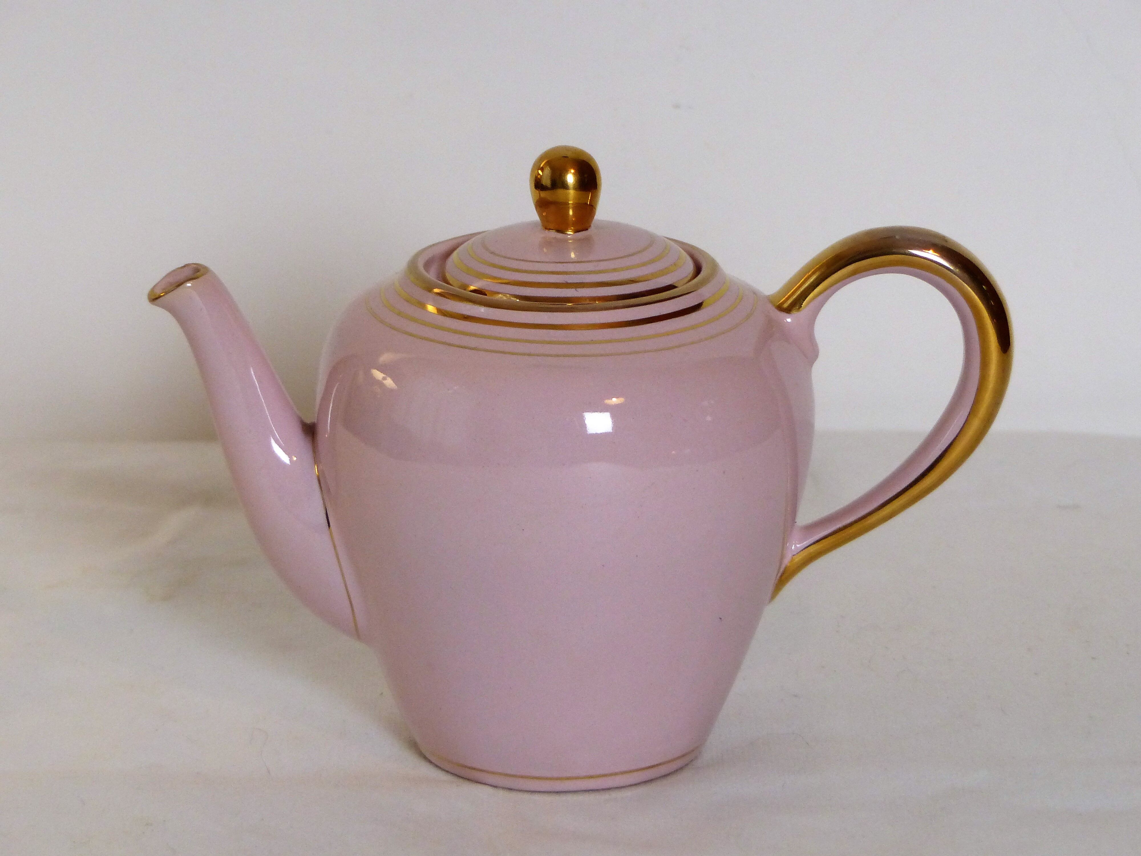 Teapot coffee maker and earthenware