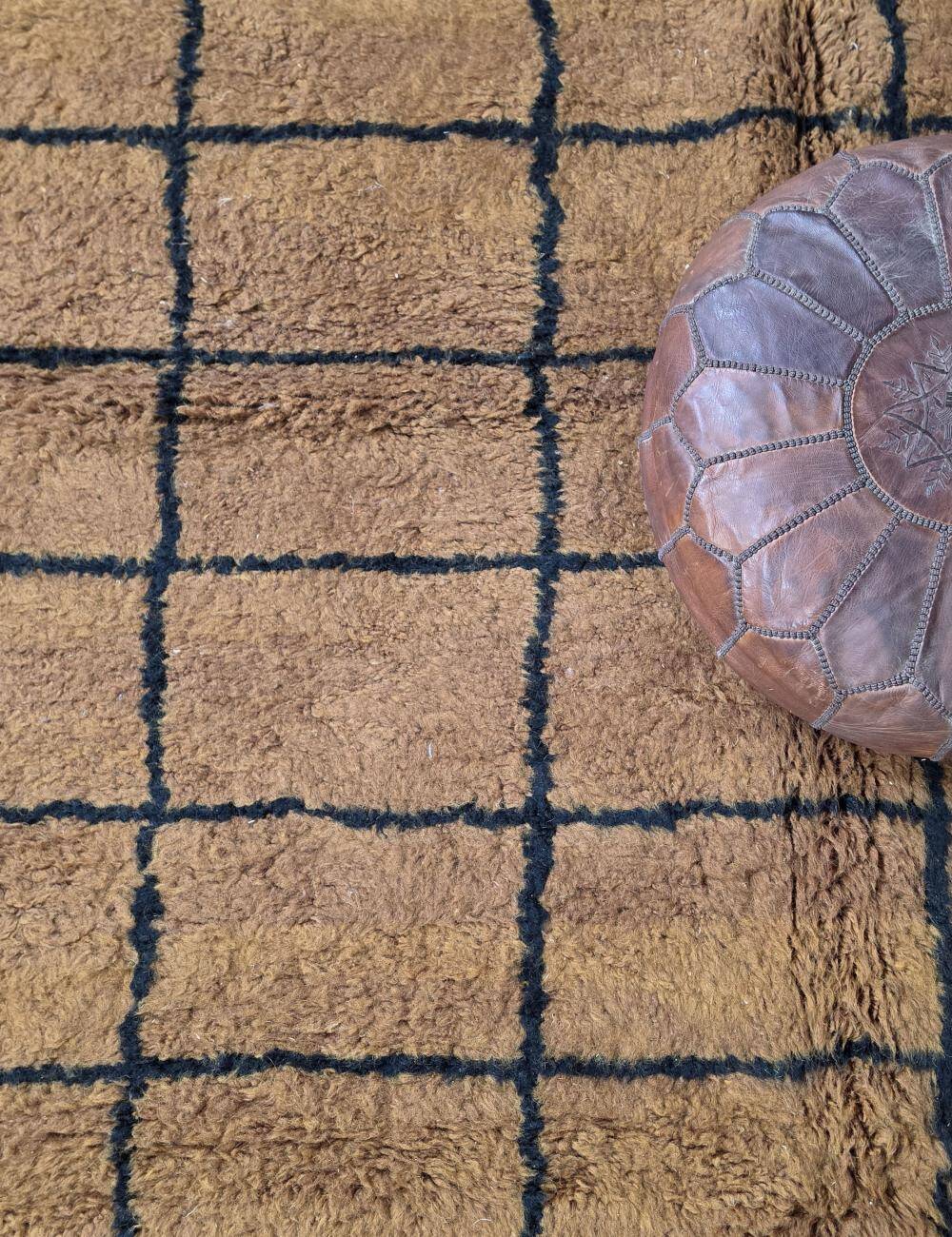 Contemporary Berber Rug checkered - 300 x 215 cm