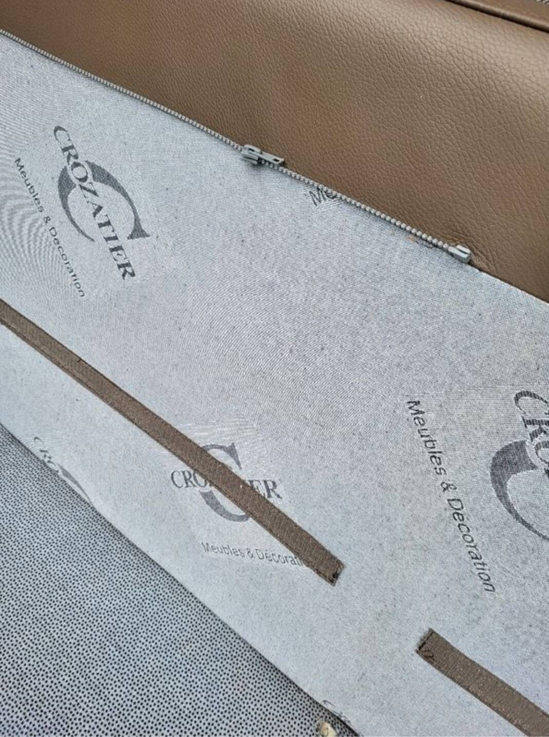 Crozatier leather lounge sofa