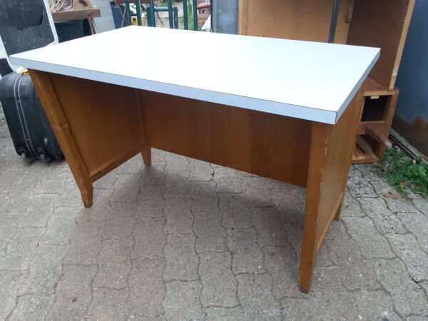 Bureau vintage 50 pieds compas