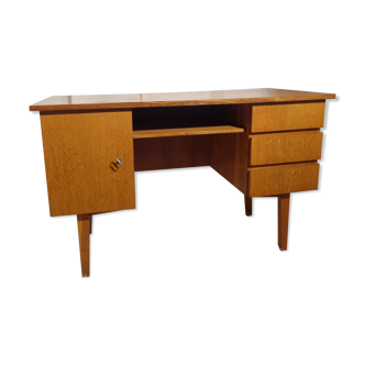 Vintage desk from the 60s in light wood