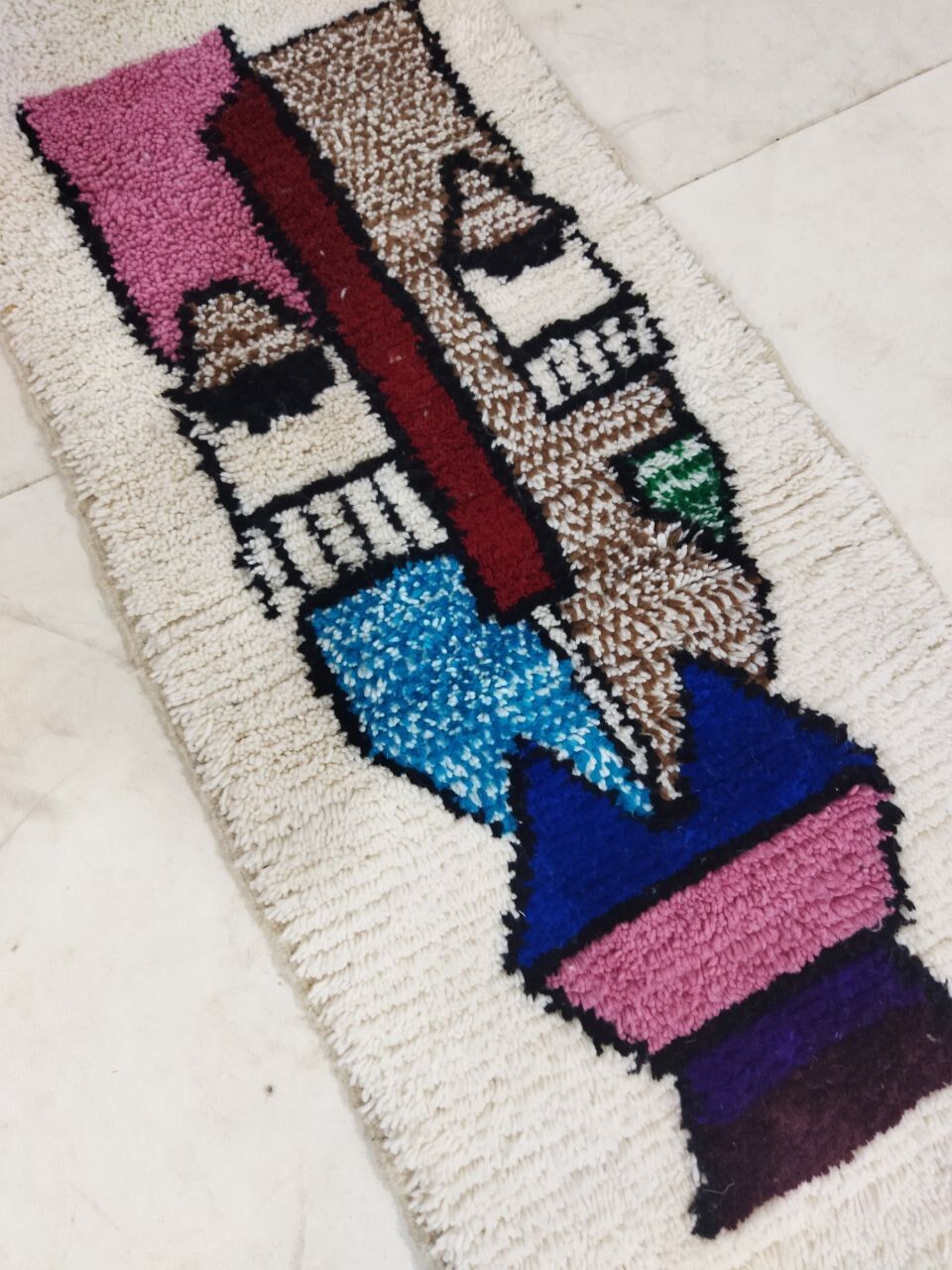 Moroccan berbere carpet 175x66cm