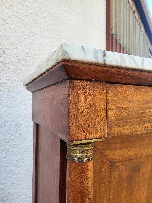 Empire secretary with detached columns in walnut from the 19th century