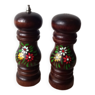 Vintage wooden salt shaker and pepper mill