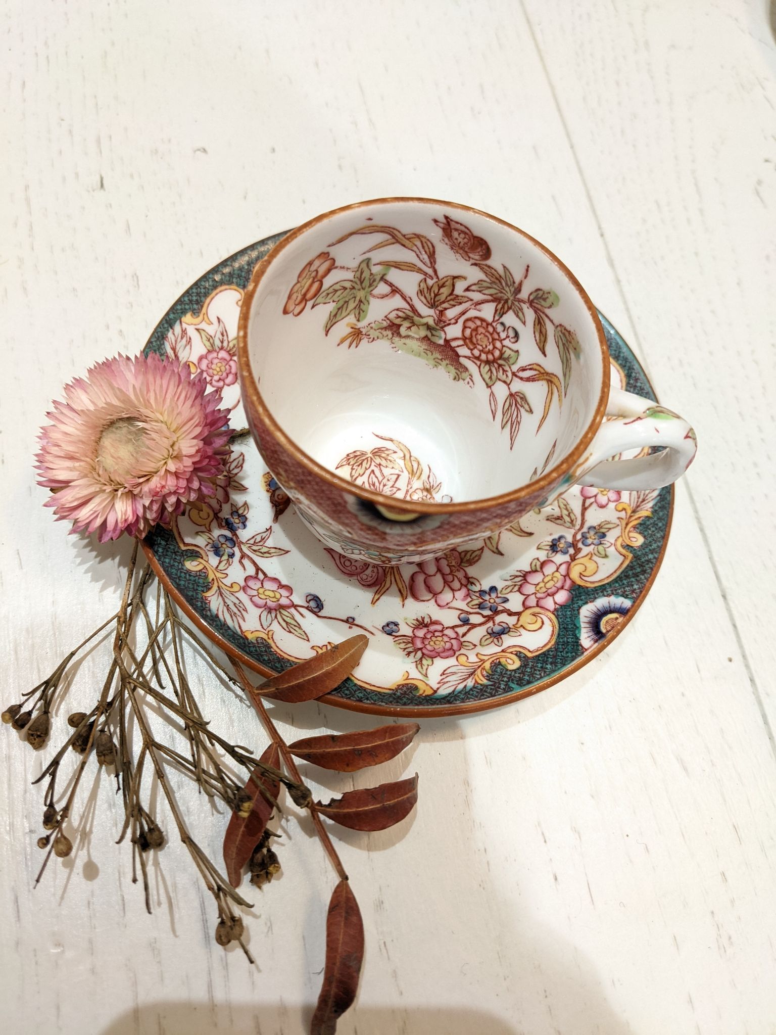 Tasses et soucoupes porcelaine fine Sarreguemines ancienne