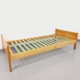 Vintage Mountain Design Les Arcs bed in ash wood from the 60s 70s