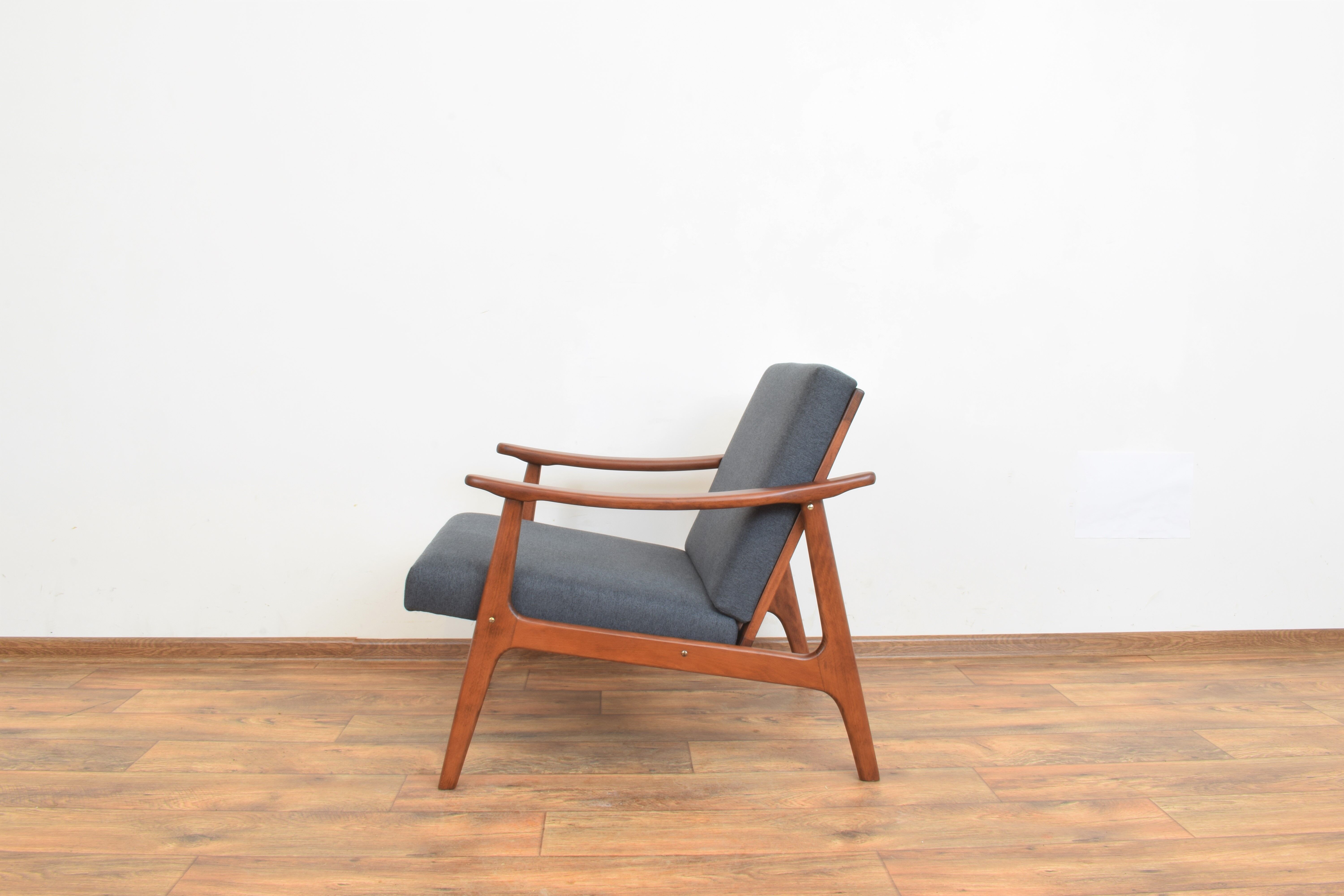 Polish Lounge Chairs, Set of 2.