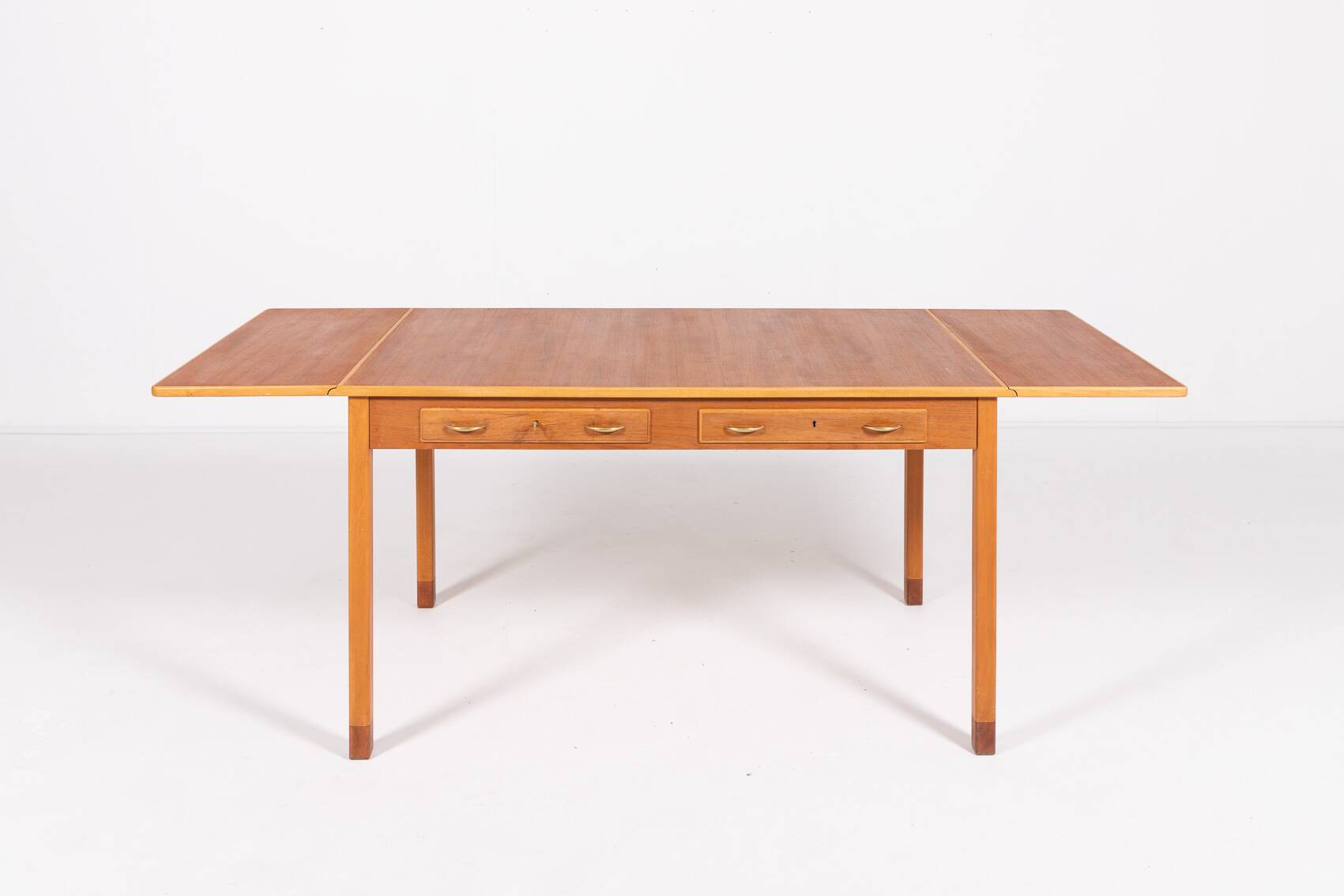 Mid-Century David Rosen extendable table from Nordiska Kompaniet, Sweden 1950's
