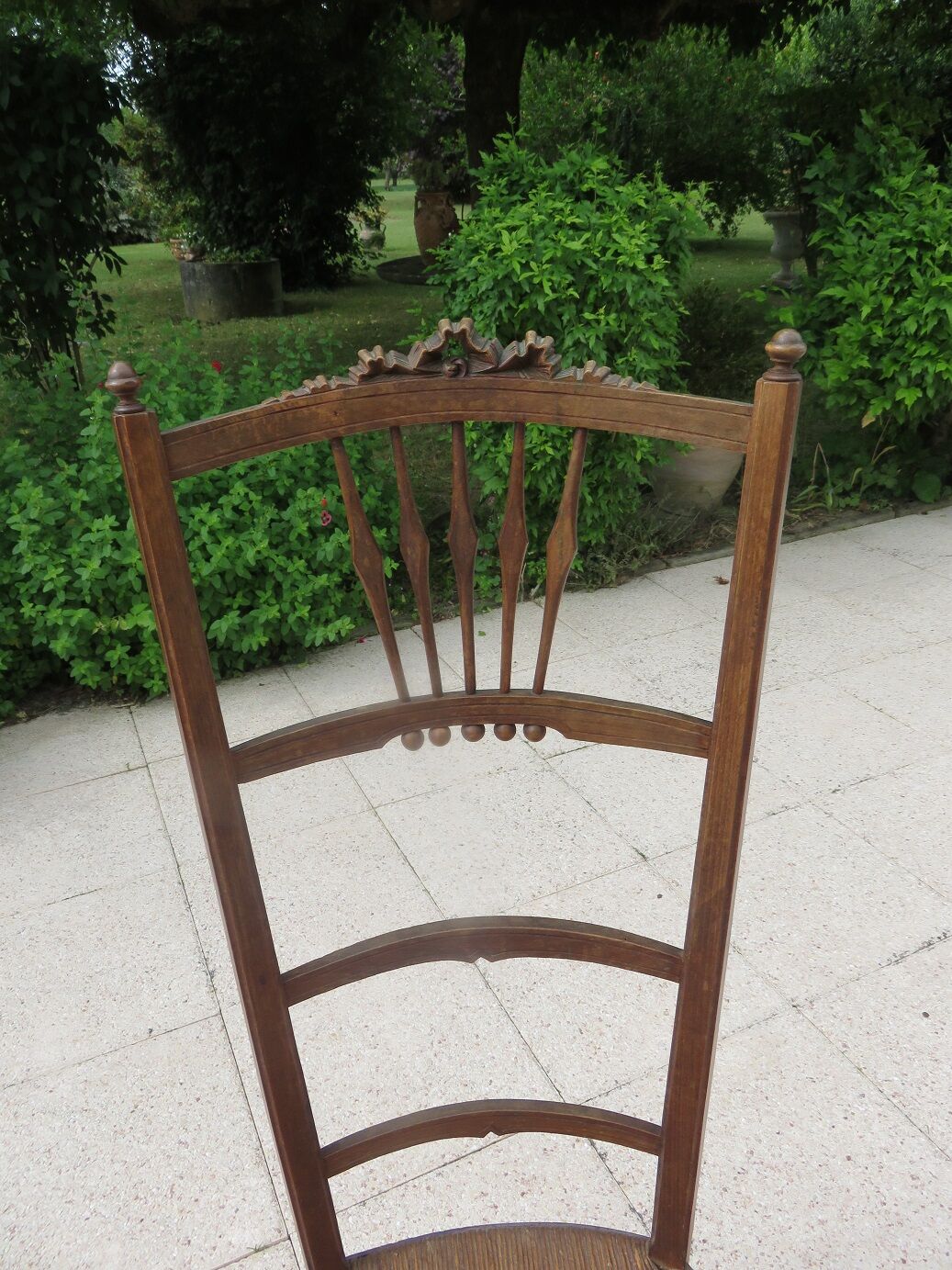 Provenal nurse chair