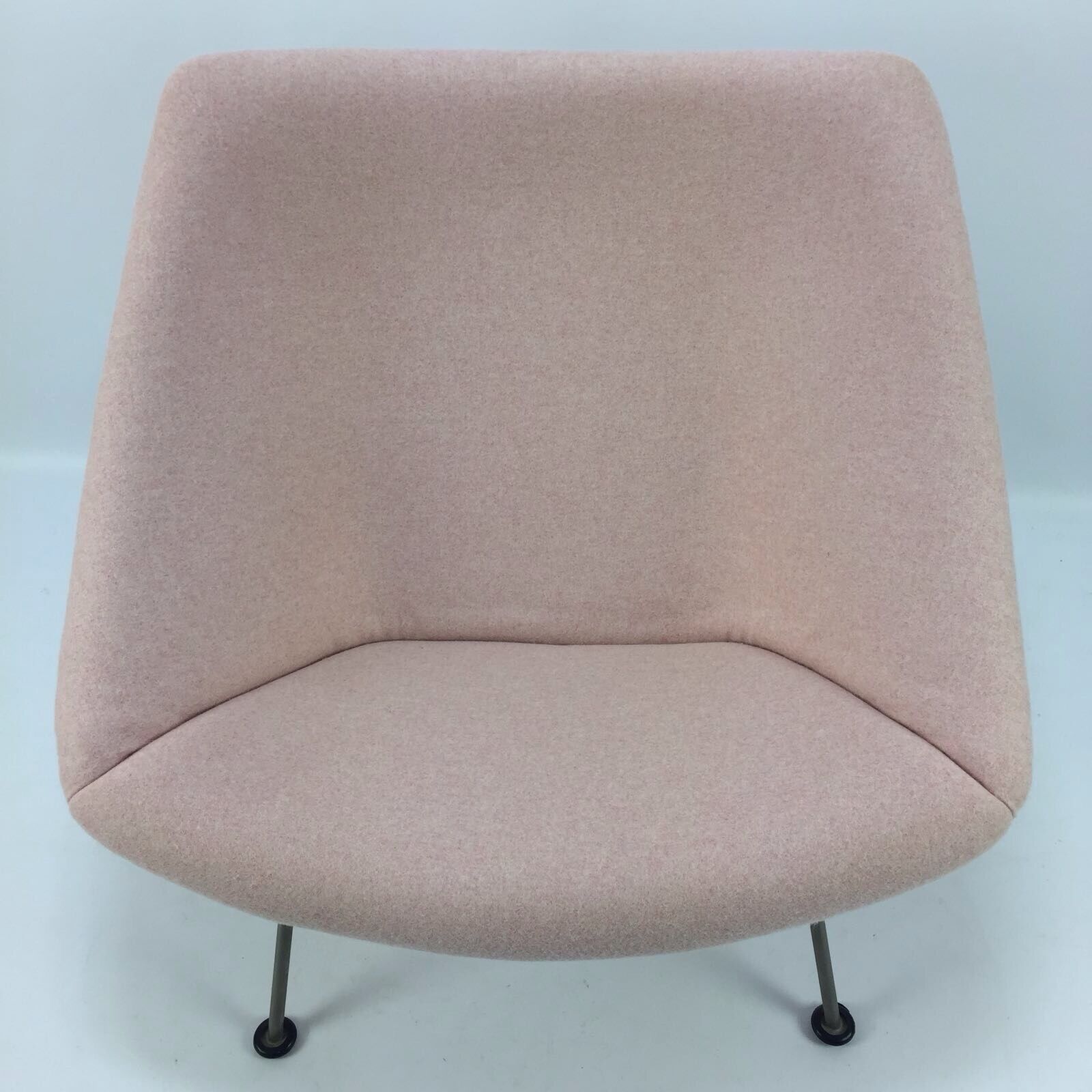 Oyster Chair by Pierre Paulin for Artifort, 1965