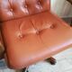 Paire de fauteuils pivotant havane vintage Italie