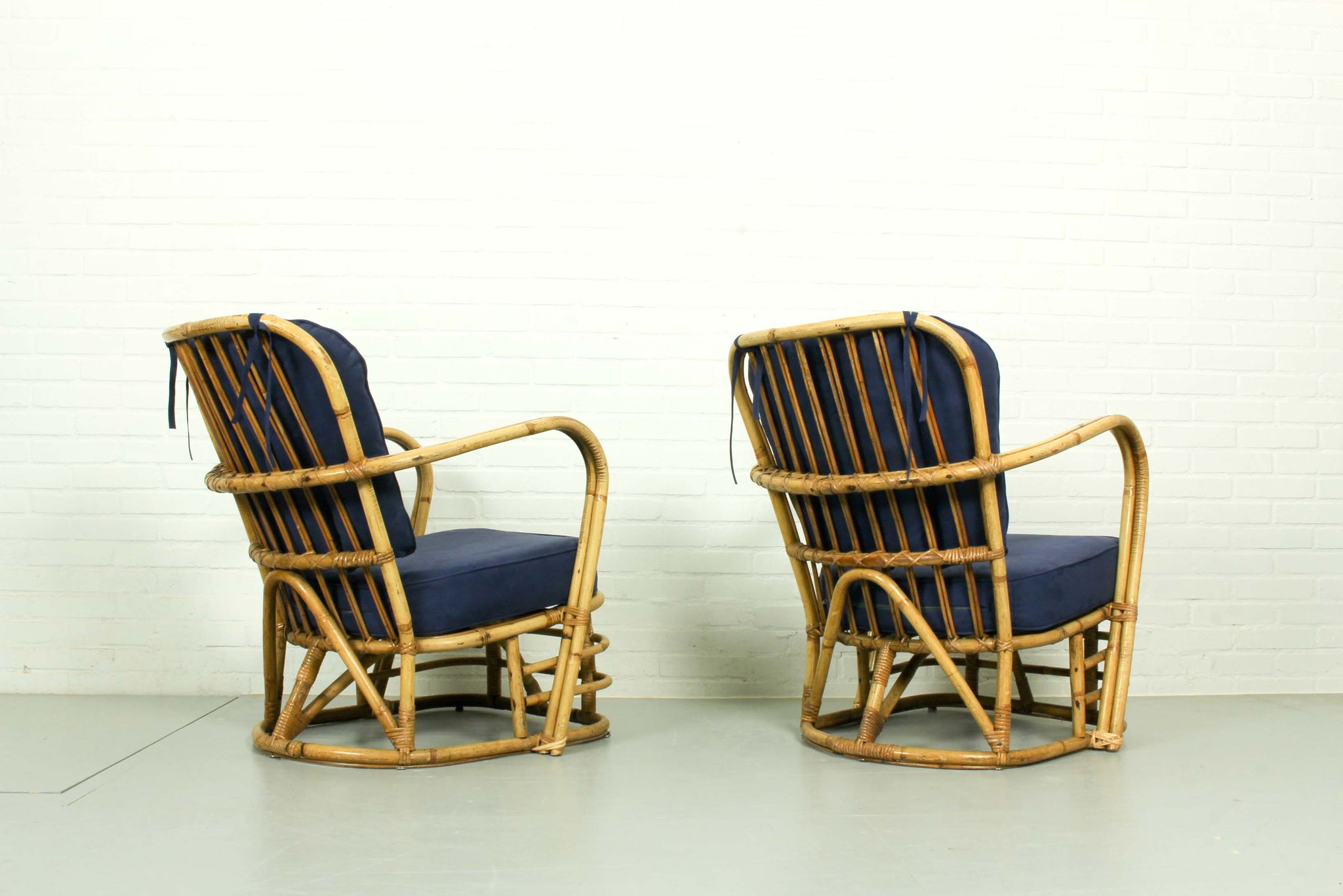Ensemble rare de salon de rotin de milieu du siècle