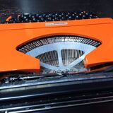 Machine à écrire Underwood 130 orange/vermillon