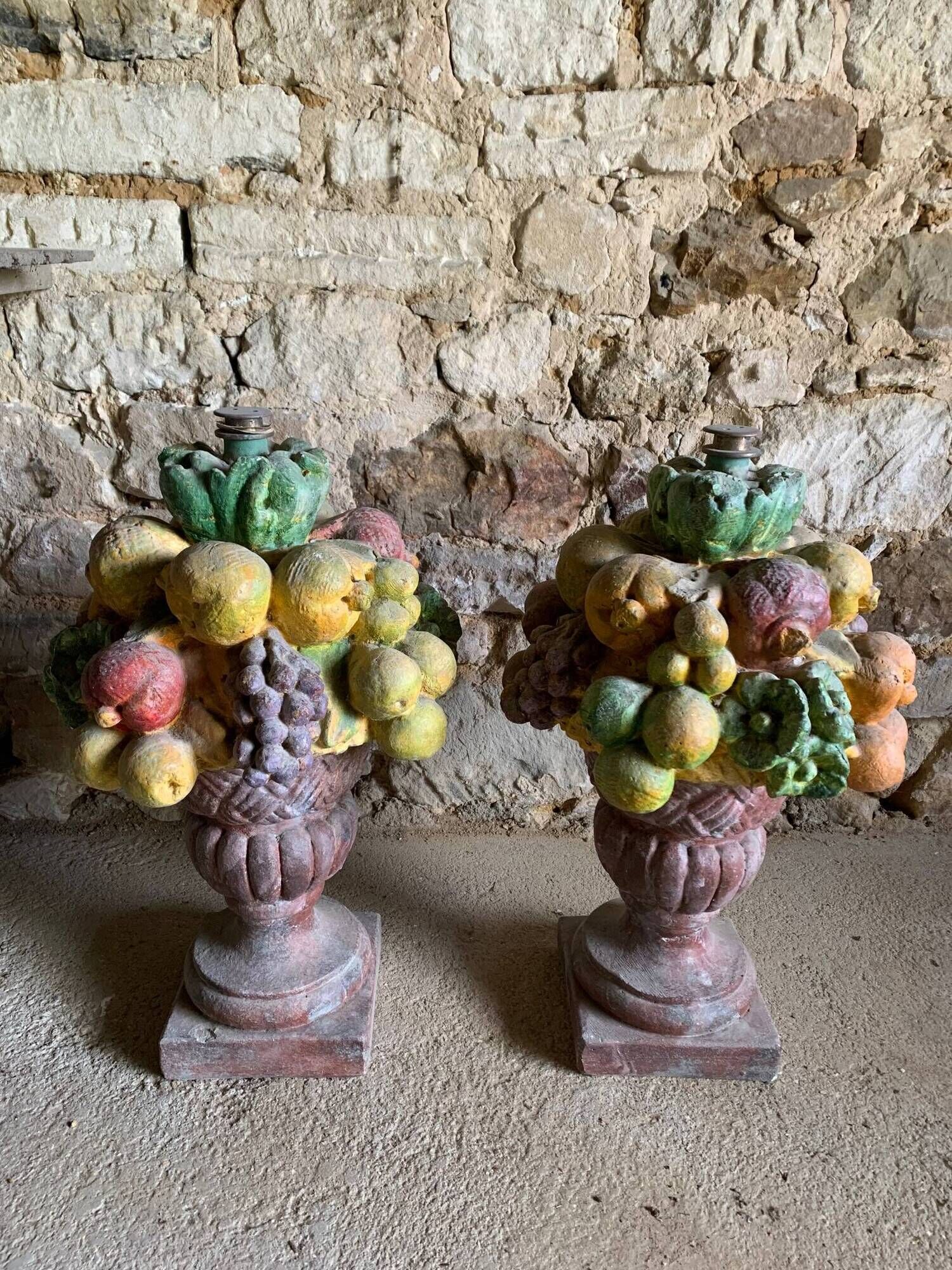 Pair of painted plaster Médicis vases