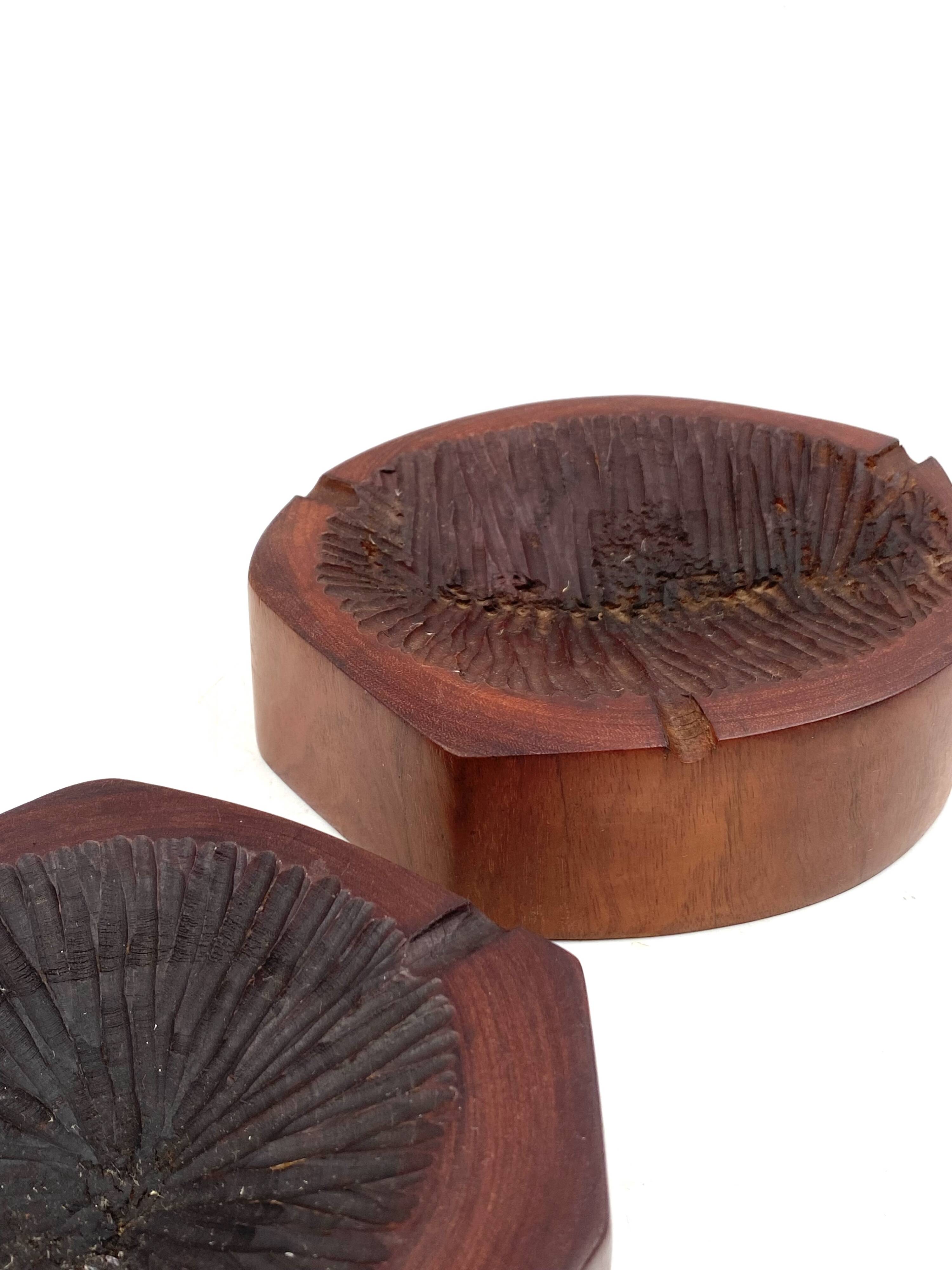 Organic modern set of 2 wood ashtrays, France 1970s