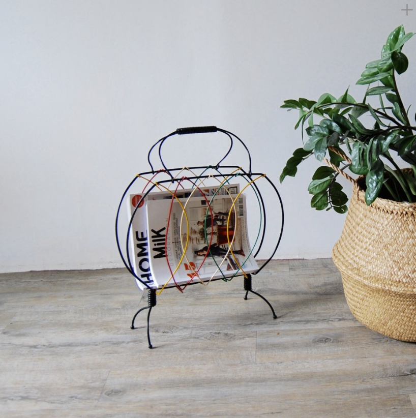 Porte revue scoubidou multicolore