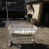 White cradle