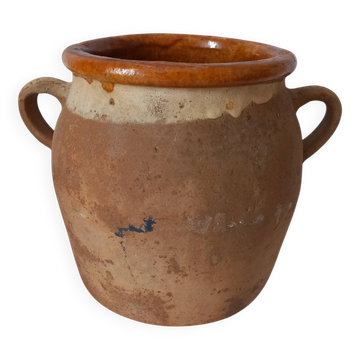 Ancient glazed terracotta pot