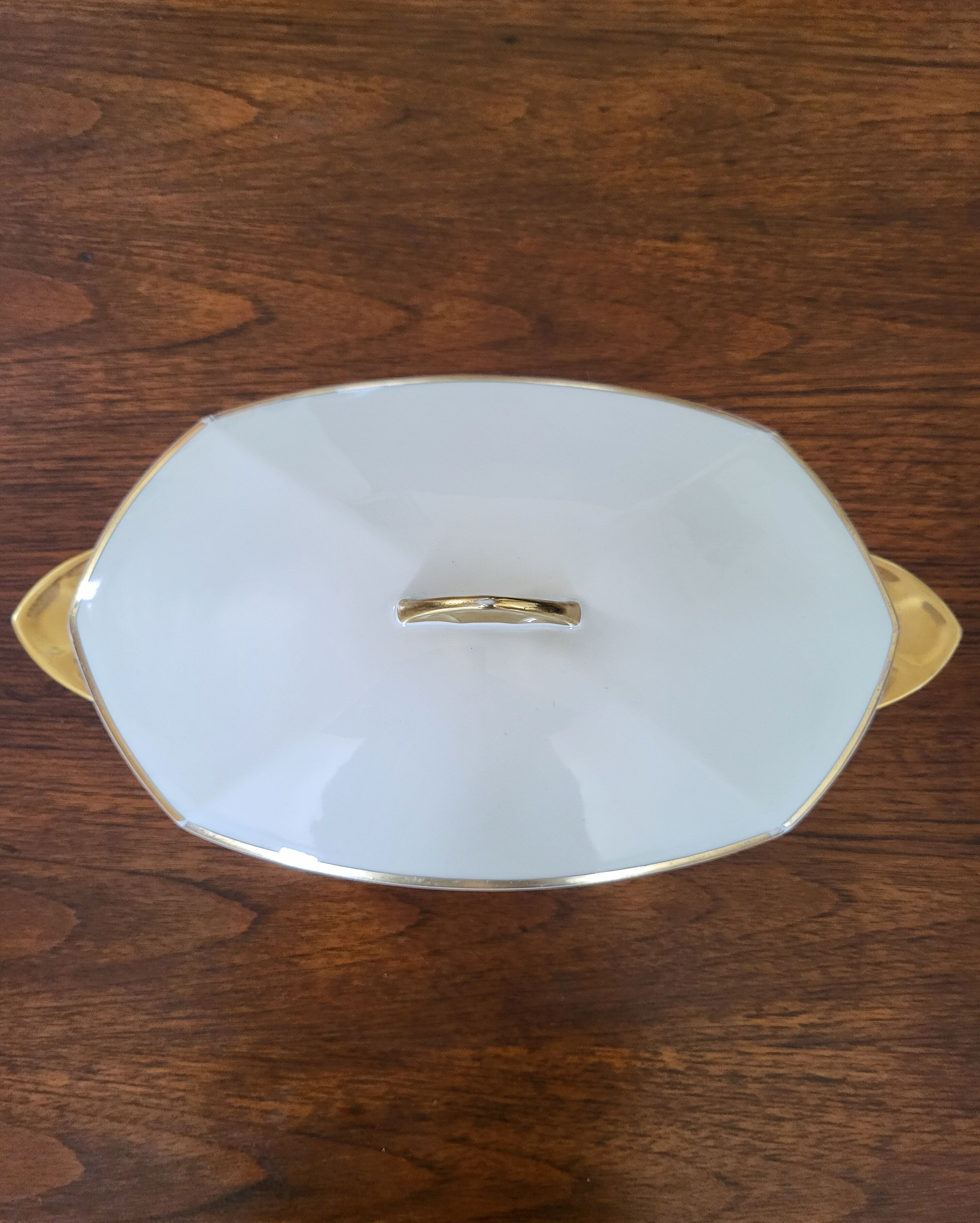 Vegetable dish in Limoges porcelain by Jean Boyer