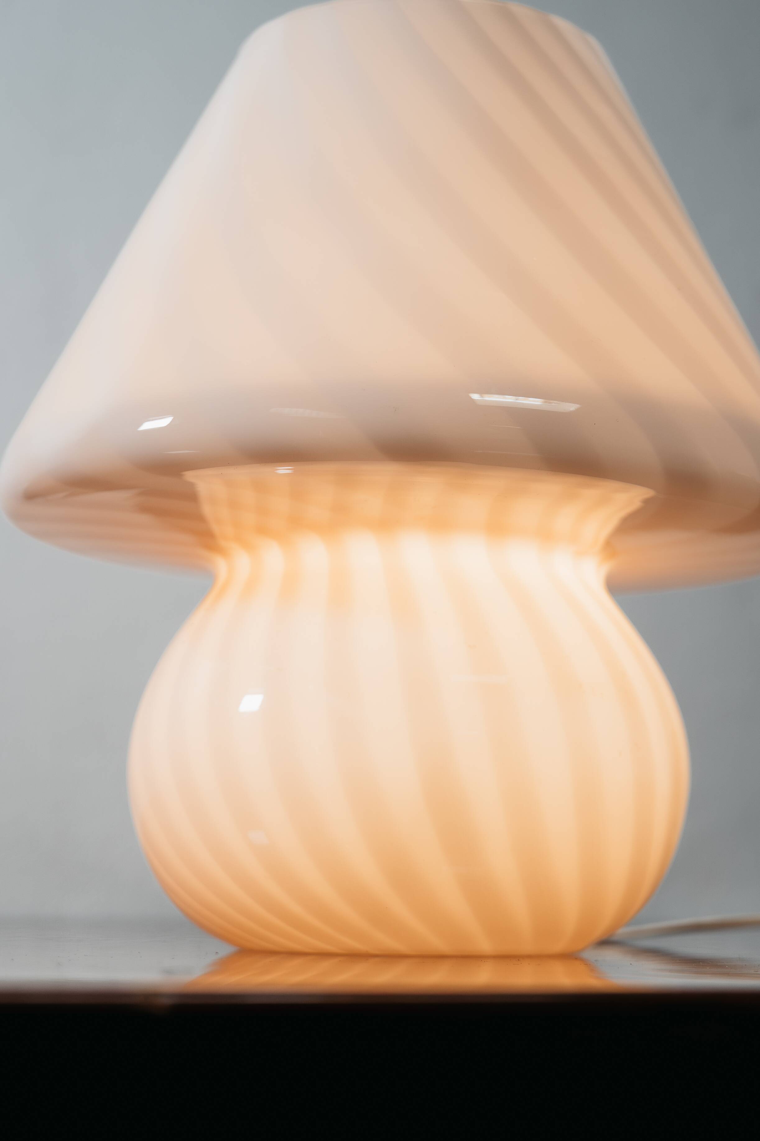 Grande Lampada Da Tavolo Murano Mushroom Rose 1970’s Design Pink Shade