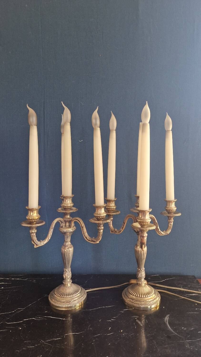 Paire de chandelier en métal argenté