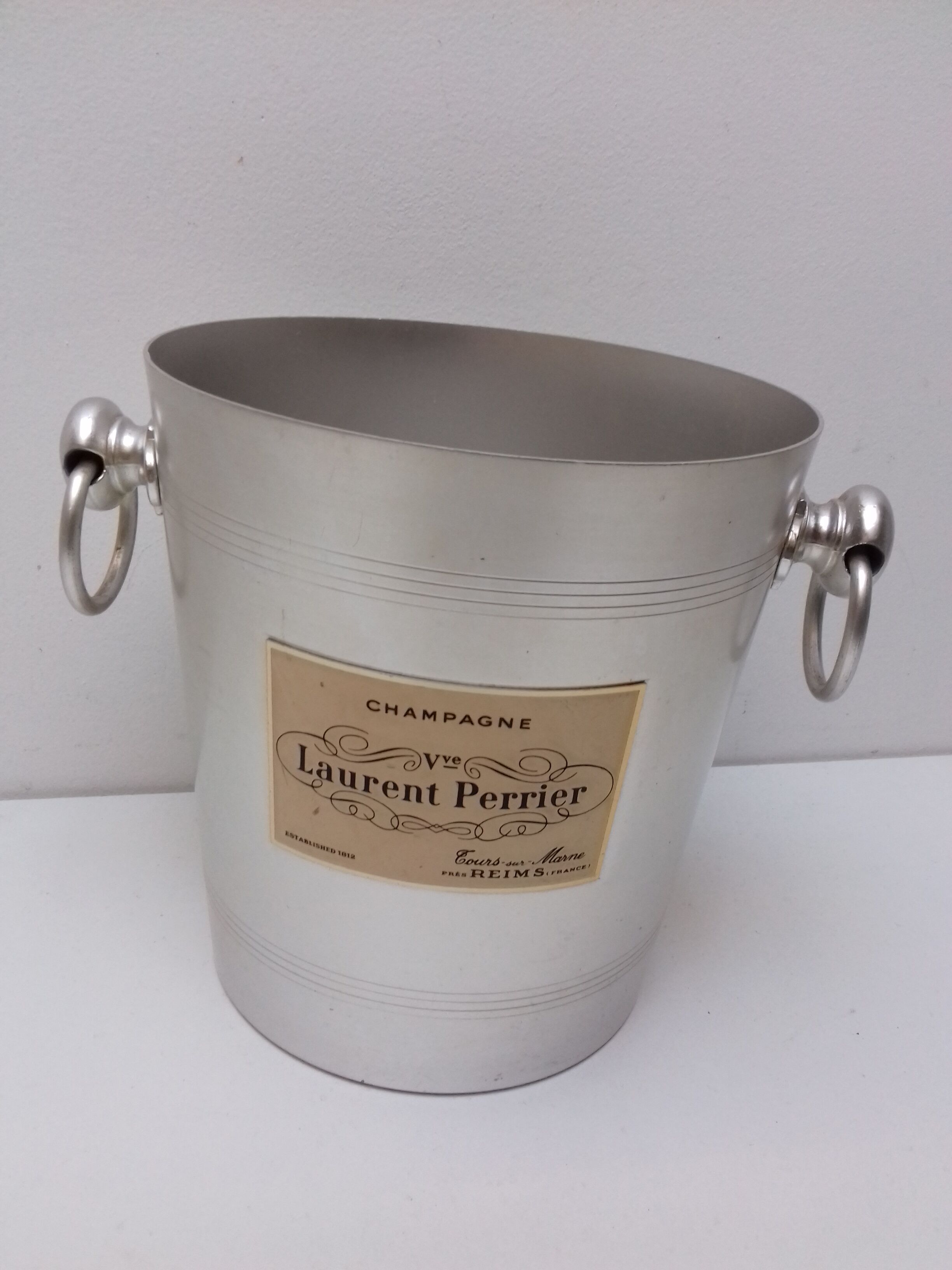 Champagne seal "laurent Perrier"