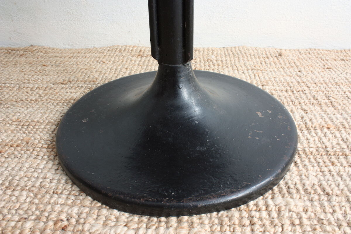 Bout de canapé table