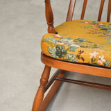 Rocking English Windsor 1950