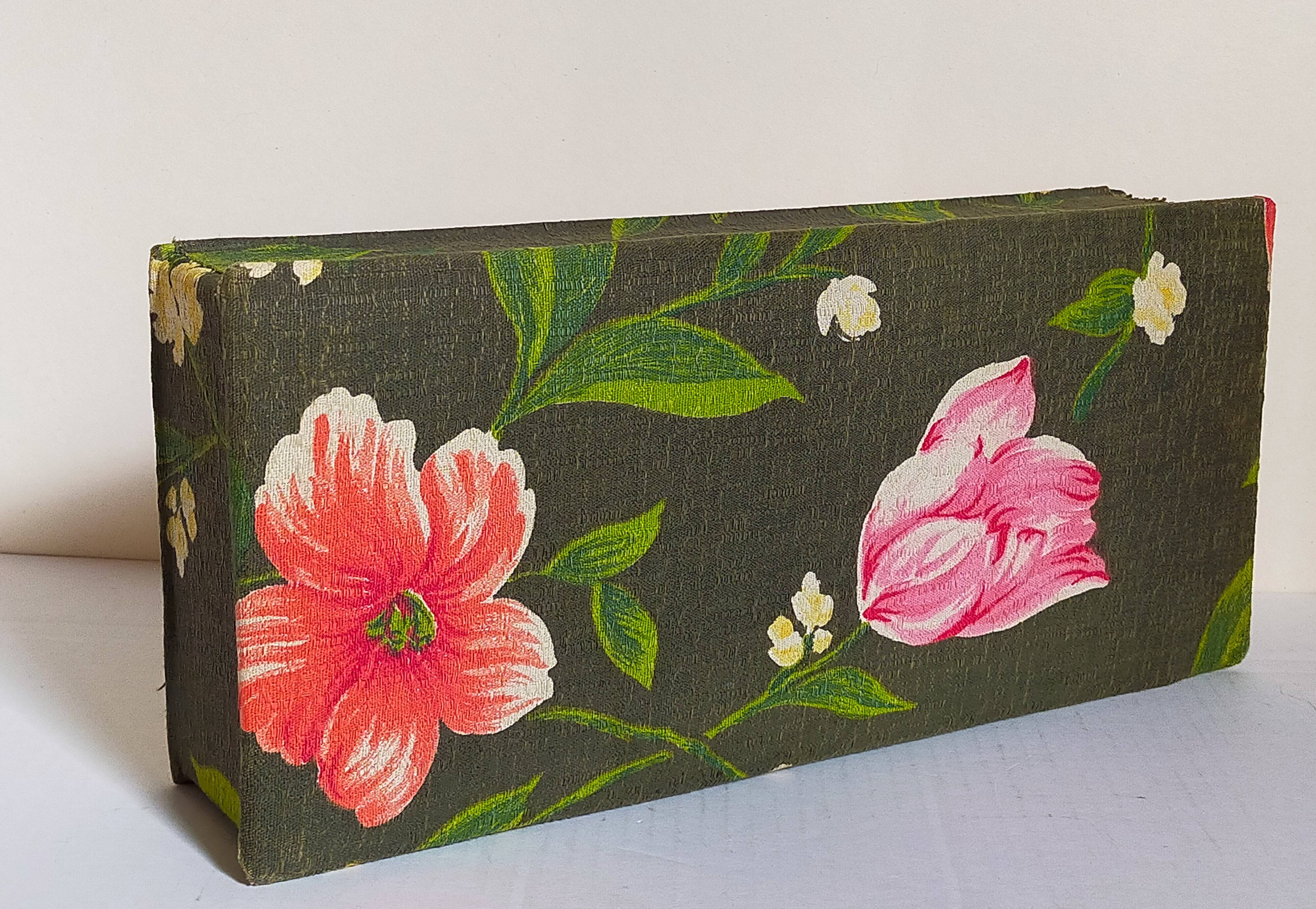 Box padded with old fabric