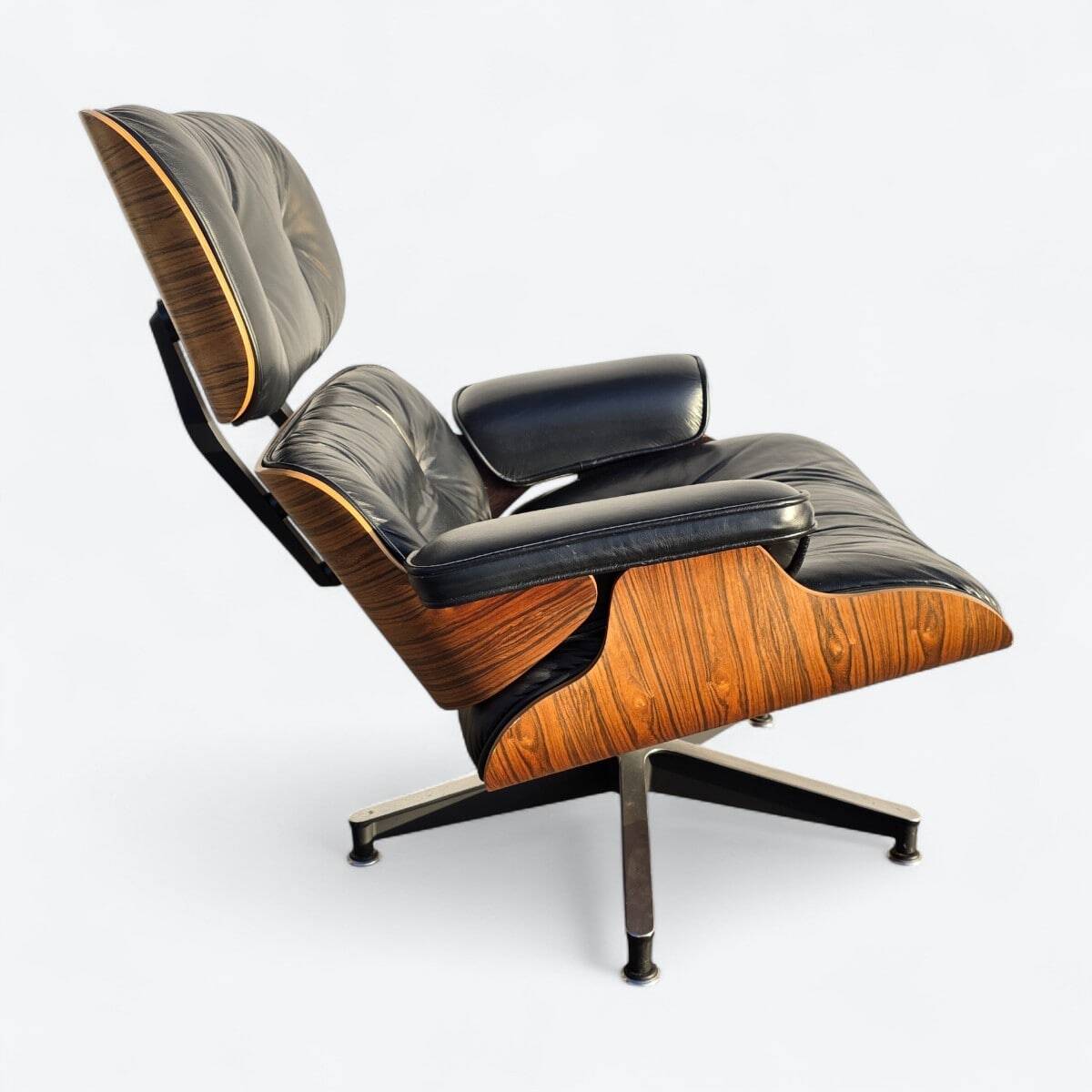 Black & Rosewood Herman Miller Original Eames Lounge Chair & Ottoman
