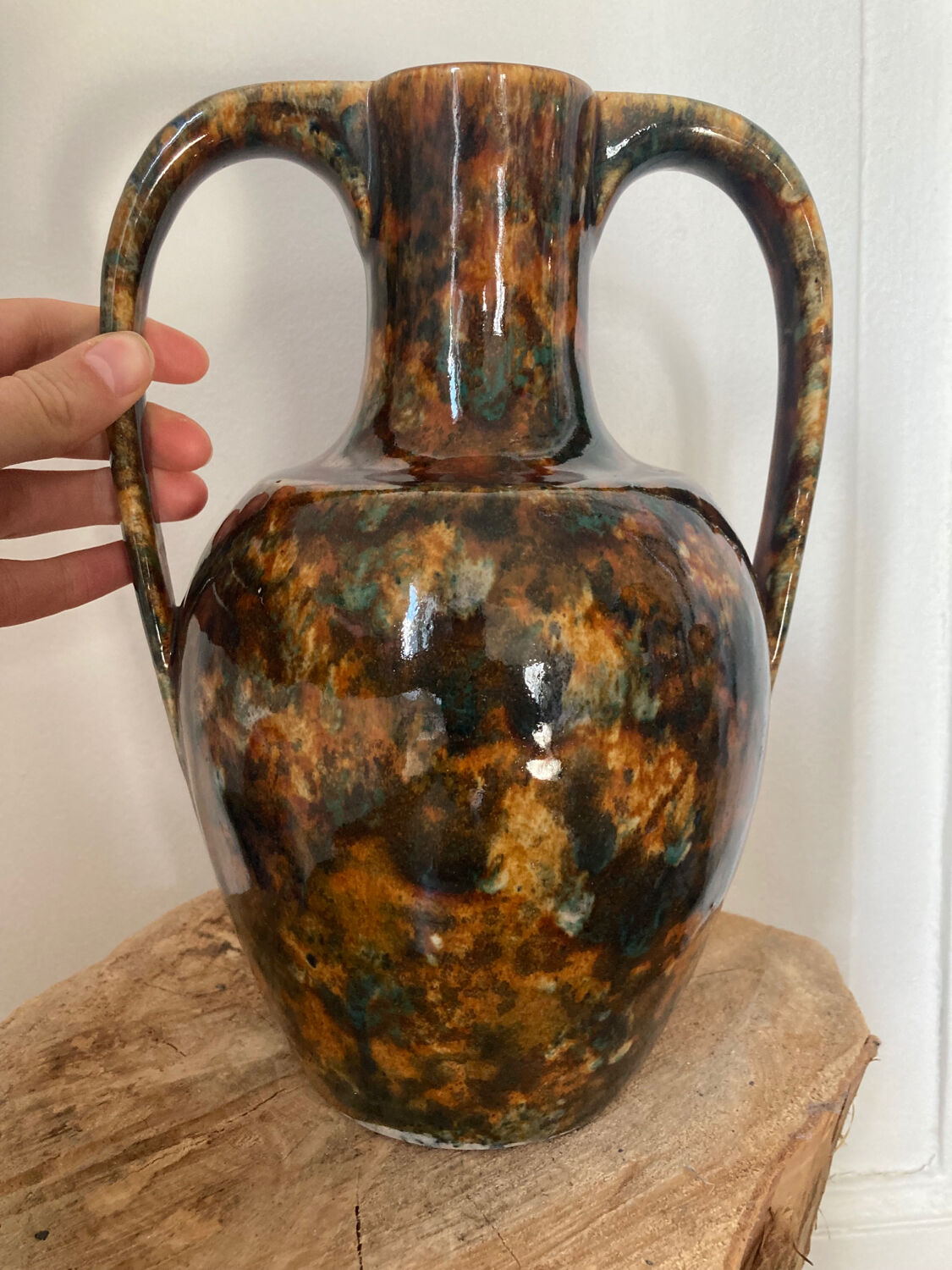 Ceramic vase