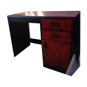bureau noir laque rouge