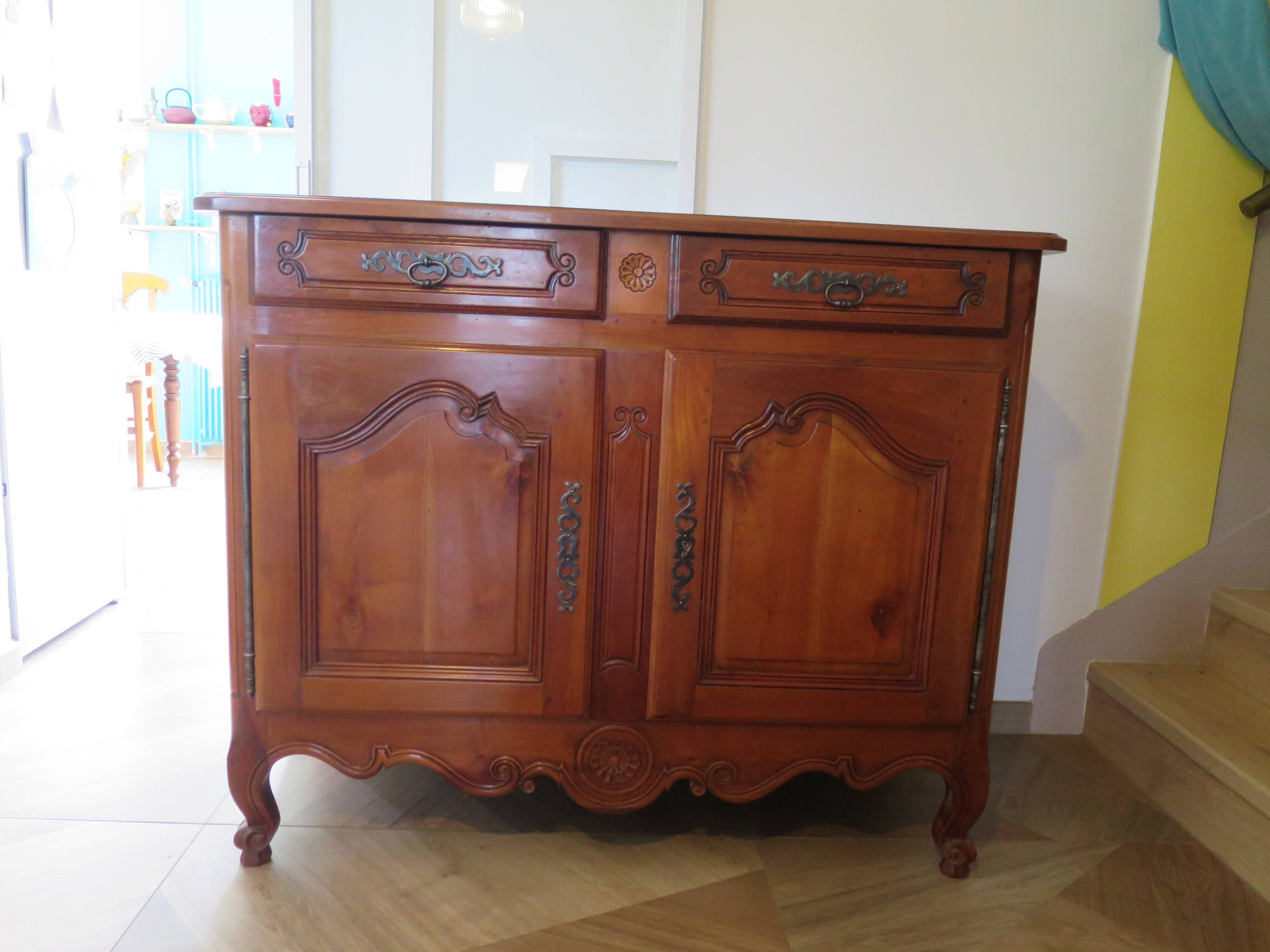 Rustic buffet Louis XV-Regency-jointed-massive wood-snail feet