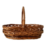 Oval basket with handle
